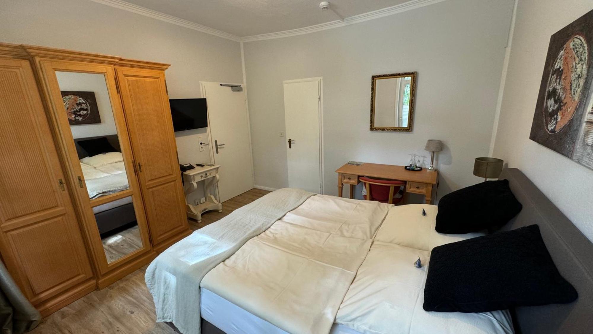 Goethe Hotel バート・ピルモント 部屋 写真